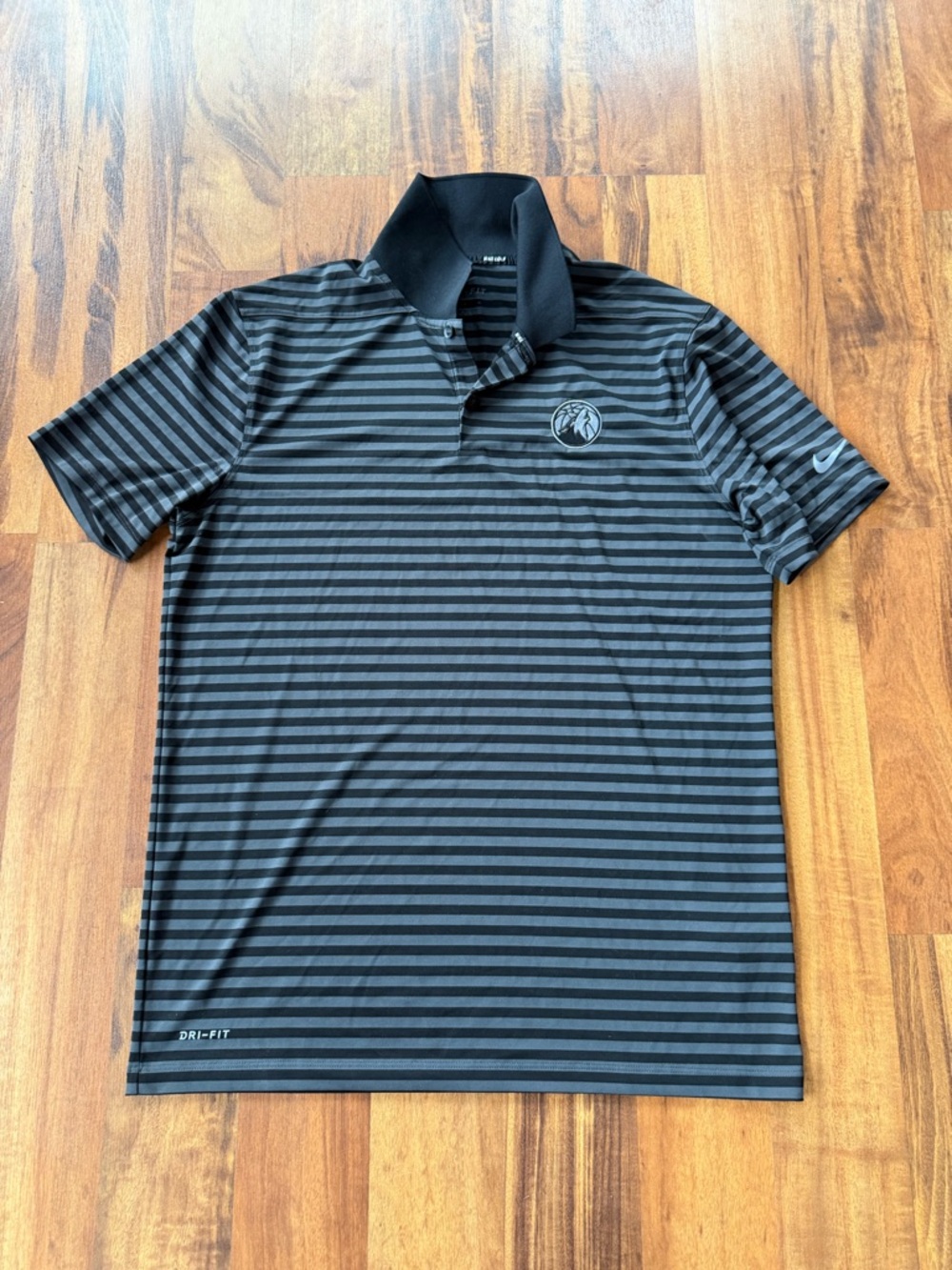 Nike golf Dri-FIT t wolves stripped collared top